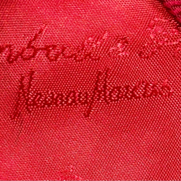 Turnbull & Asser Red Polka Dot Silk Tie – By Appointment to HRH Prince of Wales - Picture 4 of 4